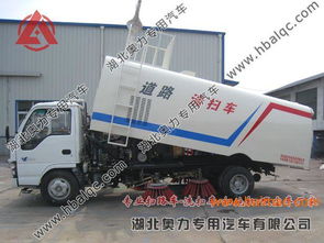 灑水炮掃路車五十鈴多功能掃路車 中小型5噸掃路車價格與生產(chǎn)廠家詳解